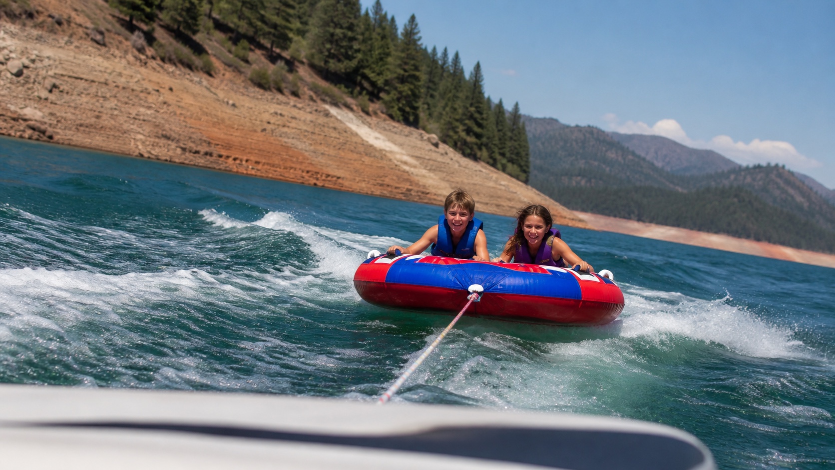 Kids tubing on Lake Shasta